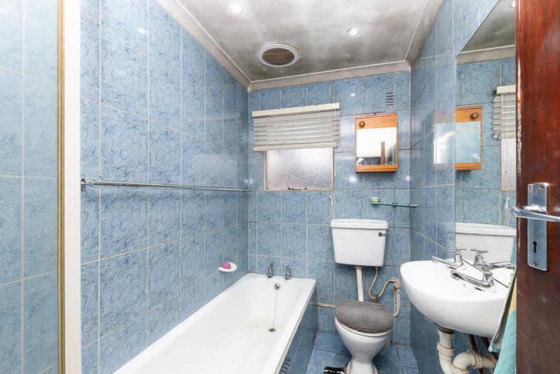 3 Bedroom Property for Sale in Westridge Western Cape